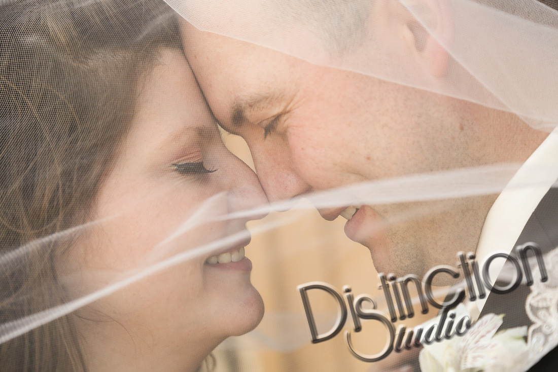 Distinction Studio, Engagement photographer, Photographers Spokane, Photography Spokane, Spokane Wedding Photographer, Spokane Wedding Photographers, Spokane engagement photographer, Spokane photographers, Spokane photography, Spokane wedding photographers, Wedding, Wedding Photography, downtown spokane, engagement, photographer, photography, spokane, spokane engagement pictures