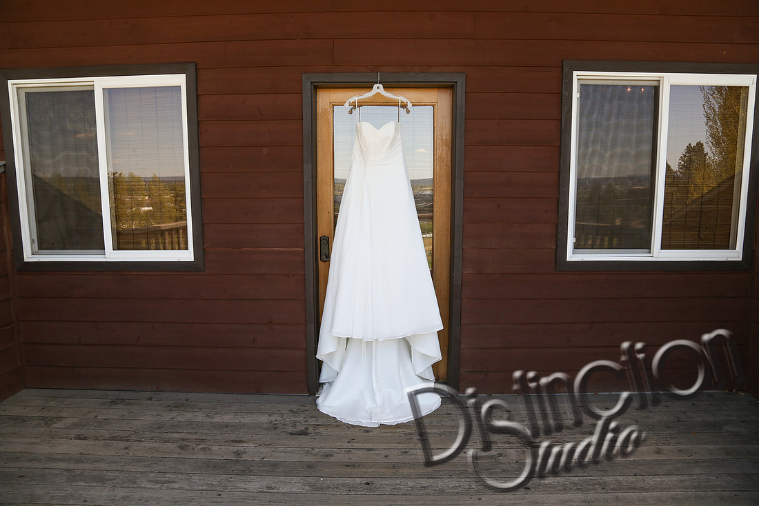 Distinction Studio, Engagement photographer, Photographers Spokane, Photography Spokane, Spokane Wedding Photographer, Spokane Wedding Photographers, Spokane engagement photographer, Spokane photographers, Spokane photography, Spokane wedding photographers, Wedding, Wedding Photography, downtown spokane, engagement, photographer, photography, spokane, spokane engagement pictures
